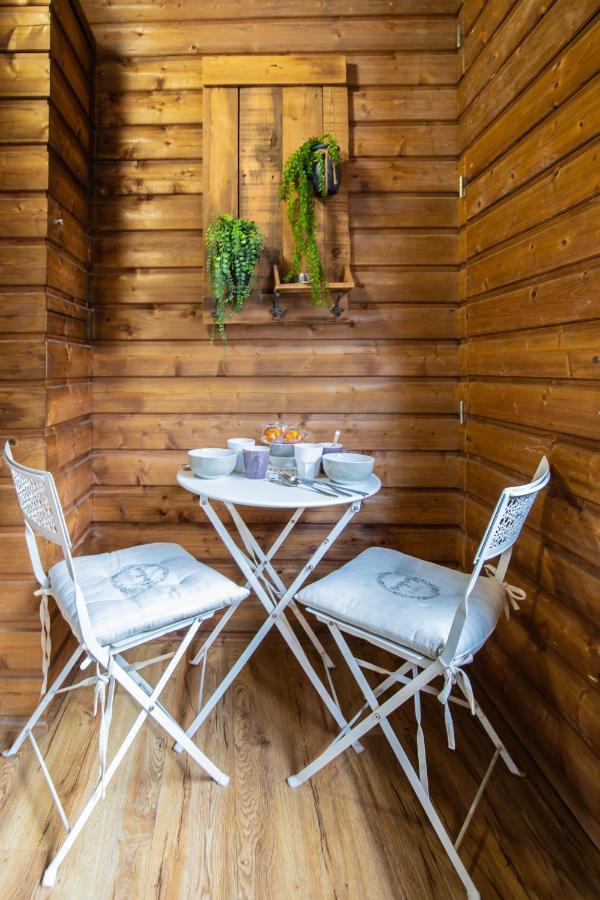 Cosmo Ideal Famille Rue Carnot Annecy Buitenkant foto